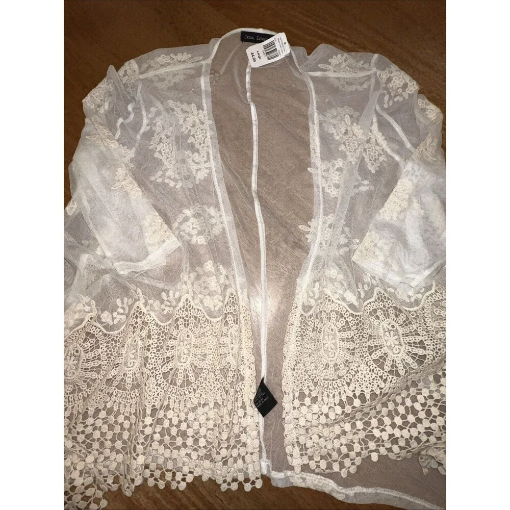 Women’s Casual Express Crocheted Ivory Lacy Shawl Size Large L - Picture 11 of 11